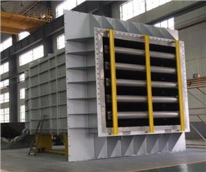 Ljuddämparen i parallell plåtform